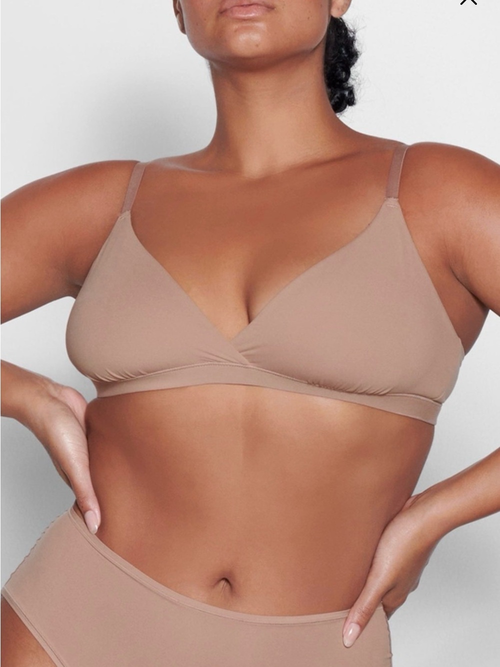 SKIMS Fits Everybody Crossover Bralette in Sienna